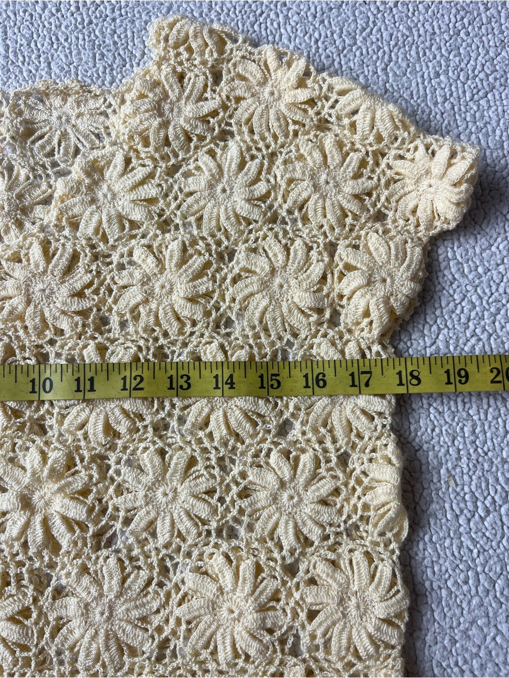 VINTAGE 90S CROCHET HANDMADE FLORAL YELLOW SHORT SLEEVE TOP SIZE SMALL WOMENS - Picture 4 of 4